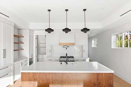 Picture of Hudson's Detroit condos go on sale as buyers eye high-rise units ...