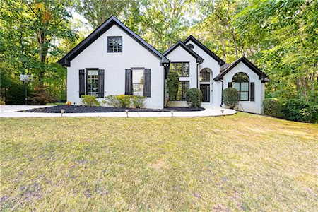 Hamptons Grant Homes for Sale in Alpharetta, GA - Hamptons Grant 