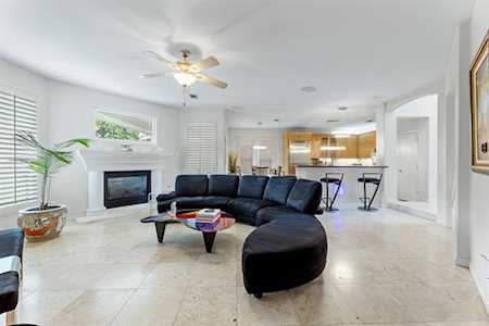 18621 Tall Oak Drive Dallas, TX 75287