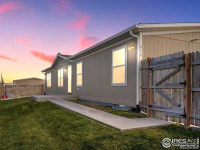 216 Osage Dr Log Lane Village, CO 80705