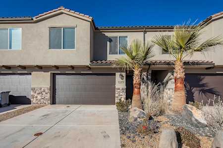 1377 E Vista Roja Washington, UT 84780