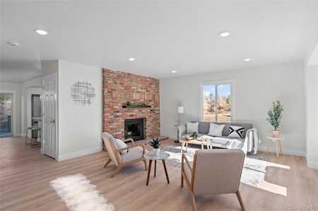 7608 S Cove Circle Centennial, CO 80122
