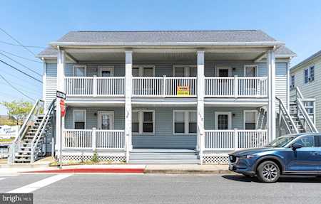 110 10th St #4 Ocean City, MD 21842