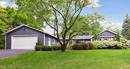 1513 N Orchard Dr Traverse City, MI 49686