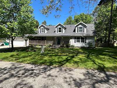 2473 Rose St Oceola Twp, MI 48843