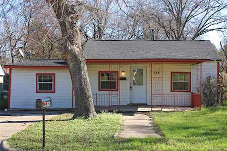 809 Mirike Drive White Settlement, TX 76108