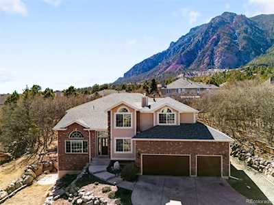 135 Ravenglass Way Colorado Springs, CO 80906