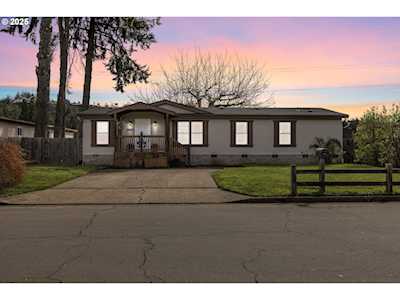 りうページ 97477 Real Estate - 97477 Homes For Sale | Zillow