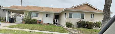 10404 S 10404 S 6th Ave Inglewood,  CA 90303