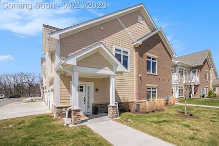 622 Boardwalk Ln Dexter, MI 48130