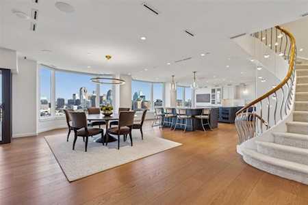 Luxury Celebrity Real Estate and Home Sales - Robb Report