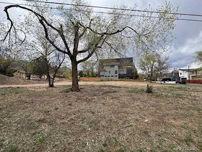 1006 S 25th St Colorado Springs, CO 80904