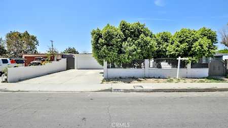 10301 Antigua St Anaheim,  CA 92804