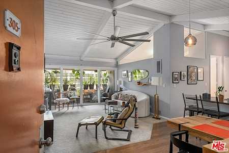 6305 Green Valley Circle #305 Culver City,  CA 90230