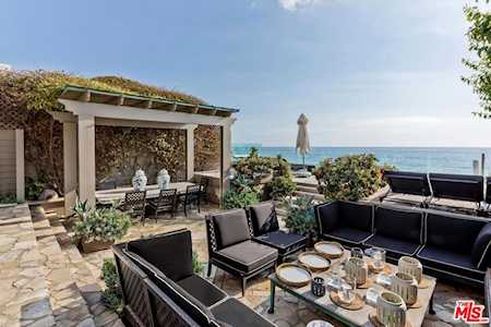 Top 10 Most Expensive Celebrity Homes in Malibu 2025