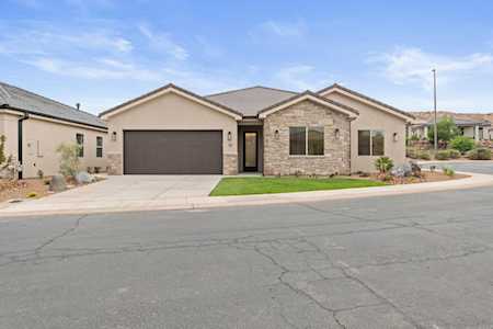 2240 W Sunbrook DR #16 St George, UT 84770