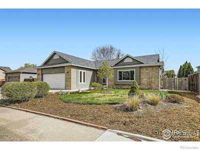 862 Jordache Dr Loveland, CO 80538