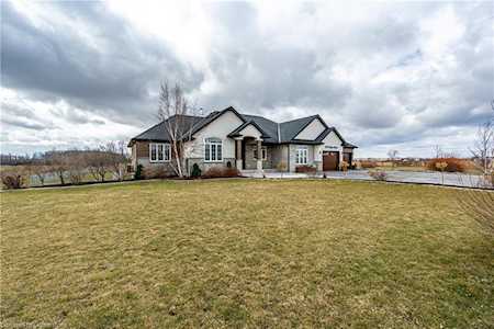 1130 Ridge Road Stoney Creek, ON L8J 2X5
