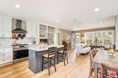 11521 Segrell Way Culver City,  CA 90230