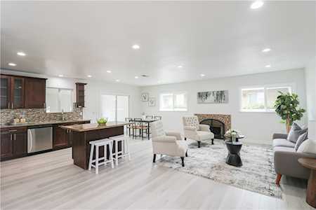 1419 W Laster Ave Anaheim, CA 92802