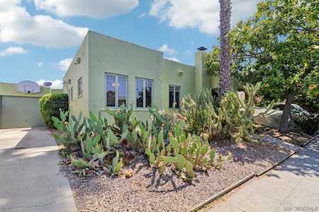 3055 Suncrest Dr San Diego,  CA 92116