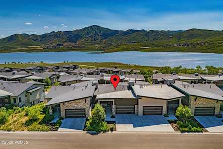 Shoreline Village Townhomes for Sale in Hideout | Park City Utah