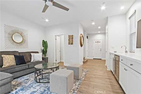 660 Daniel Freeman Circle Inglewood,  CA 90301