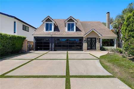 536 S Circulo Lazo Anaheim Hills,  CA 92807