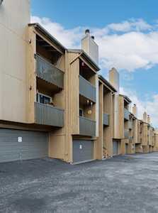 CAPTAINS HELM × VILLAGEDOOR LEGO Marvel 76251 Star-Lord's Helmet from Guardians of the