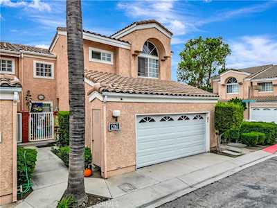 12161 Napoli Dr Cerritos,  CA 90703