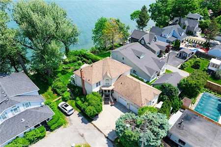 1 Twelfth Street Grimsby, ON L3M 2V6