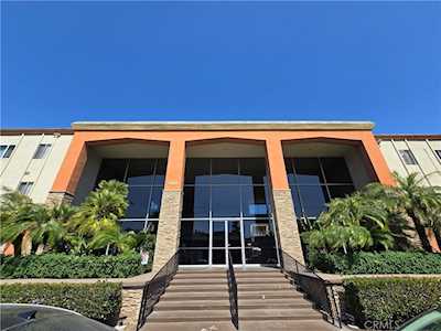 400 N Acacia Ave #D16 Fullerton,  CA 92831