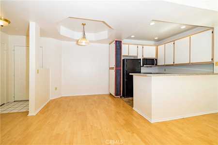 640 W 4th St #308 Long Beach,  CA 90802