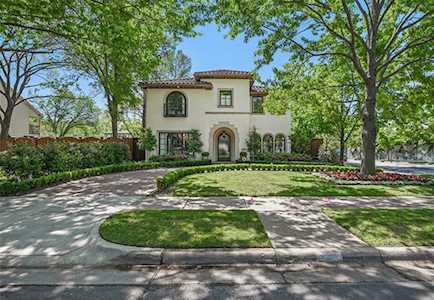 3219 Saint Johns Drive Highland Park, TX 75205