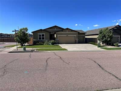 7008 Cumbre Vista Way Colorado Springs, CO 80924