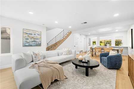 6511 E Circulo Dali Anaheim Hills,  CA 92807