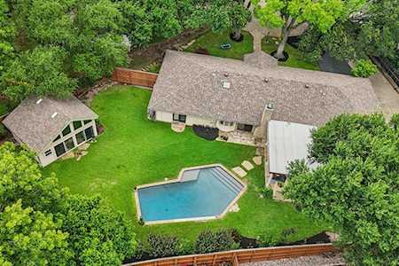 6942 Desco Place Dallas, TX 75225