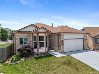870 Calliope Ct Colorado Springs, CO 80916