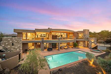 2378 N Tacheene DR St George, UT 84770