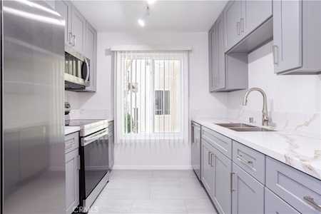 7205 Summertime Ln Culver City,  CA 90230