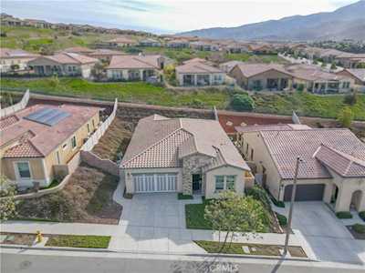 11121 Fourleaf Ct Corona,  CA 92883