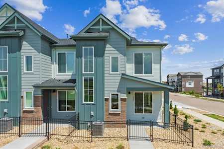 6807 Huddersfield Ln Castle Pines, CO 80108