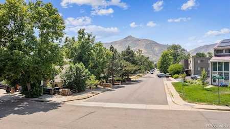 916 9th St Golden, CO 80401