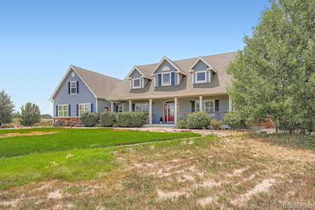 705 Antelope Dr W Bennett, CO 80102