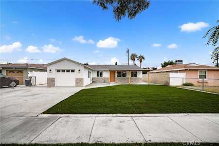 2124 W Flower Ave Fullerton,  CA 92833