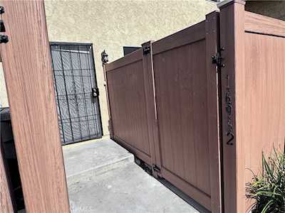 16962 Sierra Vista Way Cerritos,  CA 90703