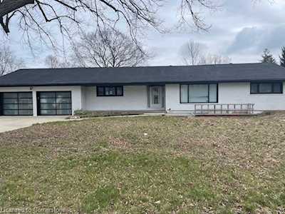 3957 Victoria Avenue North Avenue Vineland, ON L0R 2C0