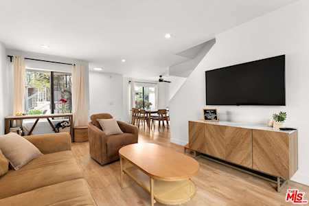 746 N Eucalyptus Ave #21 Inglewood,  CA 90302