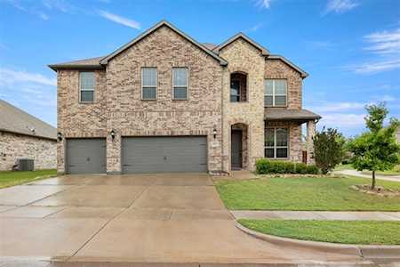 1617 Ringtail Drive Wylie, TX 75098