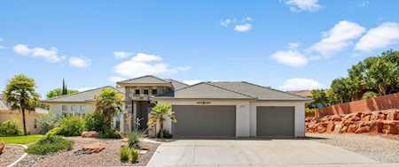 993 N Las Entradas DR Washington, UT 84780